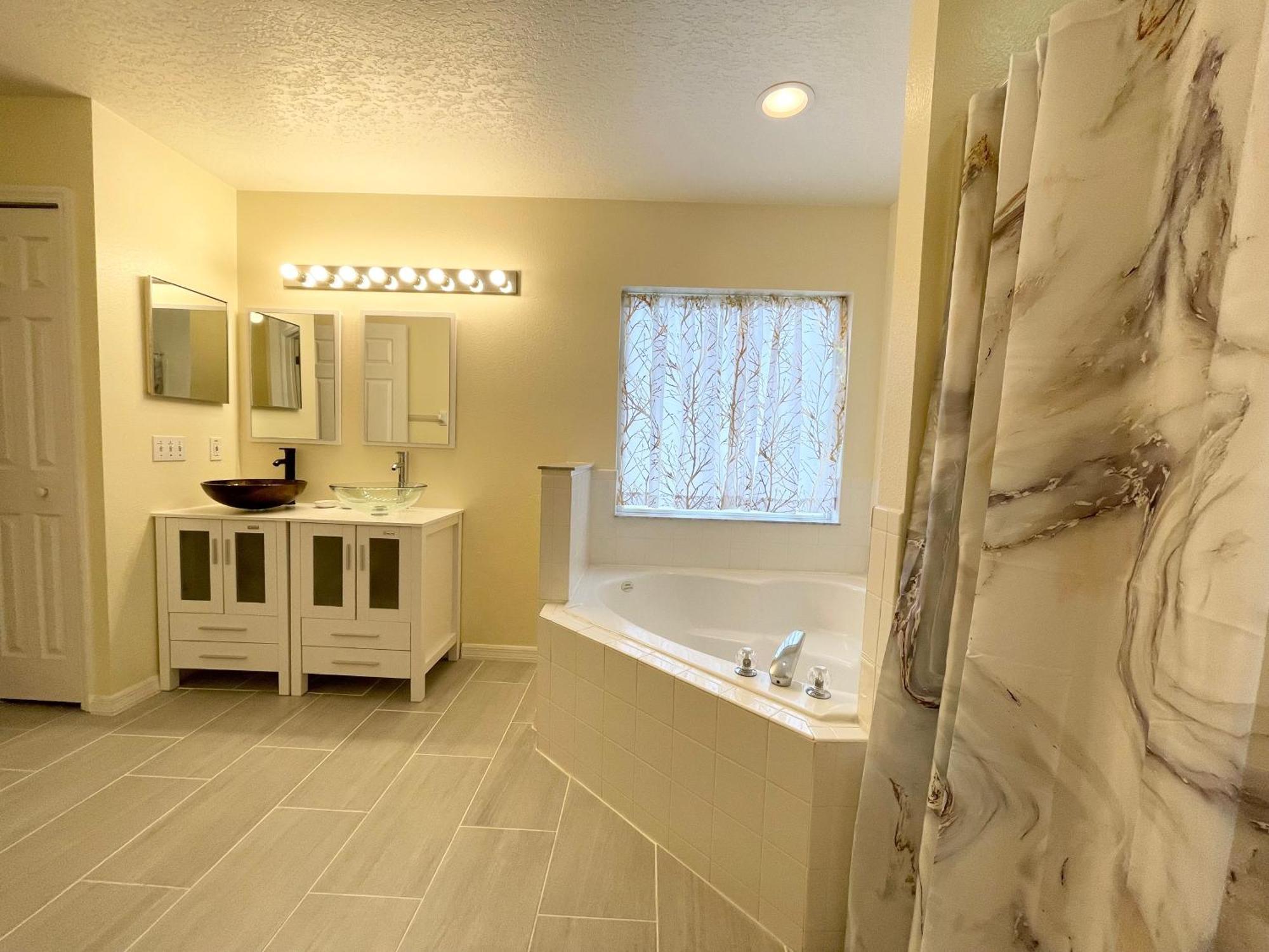 Fully Renovated, Quiet, Spacious Disney Themed Pool Home With Office Kissimmee Eksteriør bilde